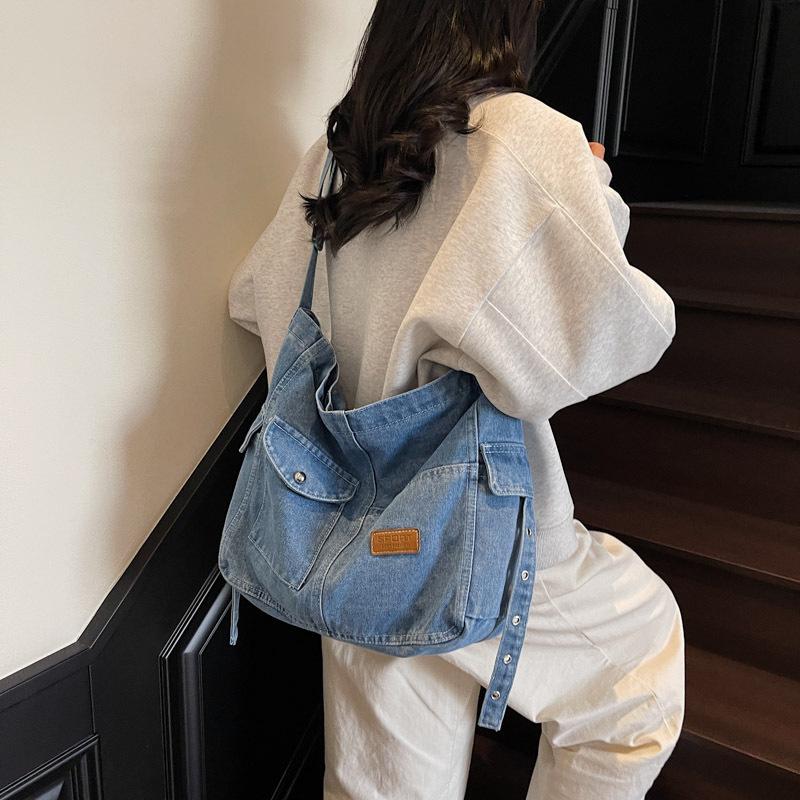 2025 New Fashion Underarm Retro Shoulder Bag Large Capacity Work Spring Denim Women's Bag Tote Bag Trend