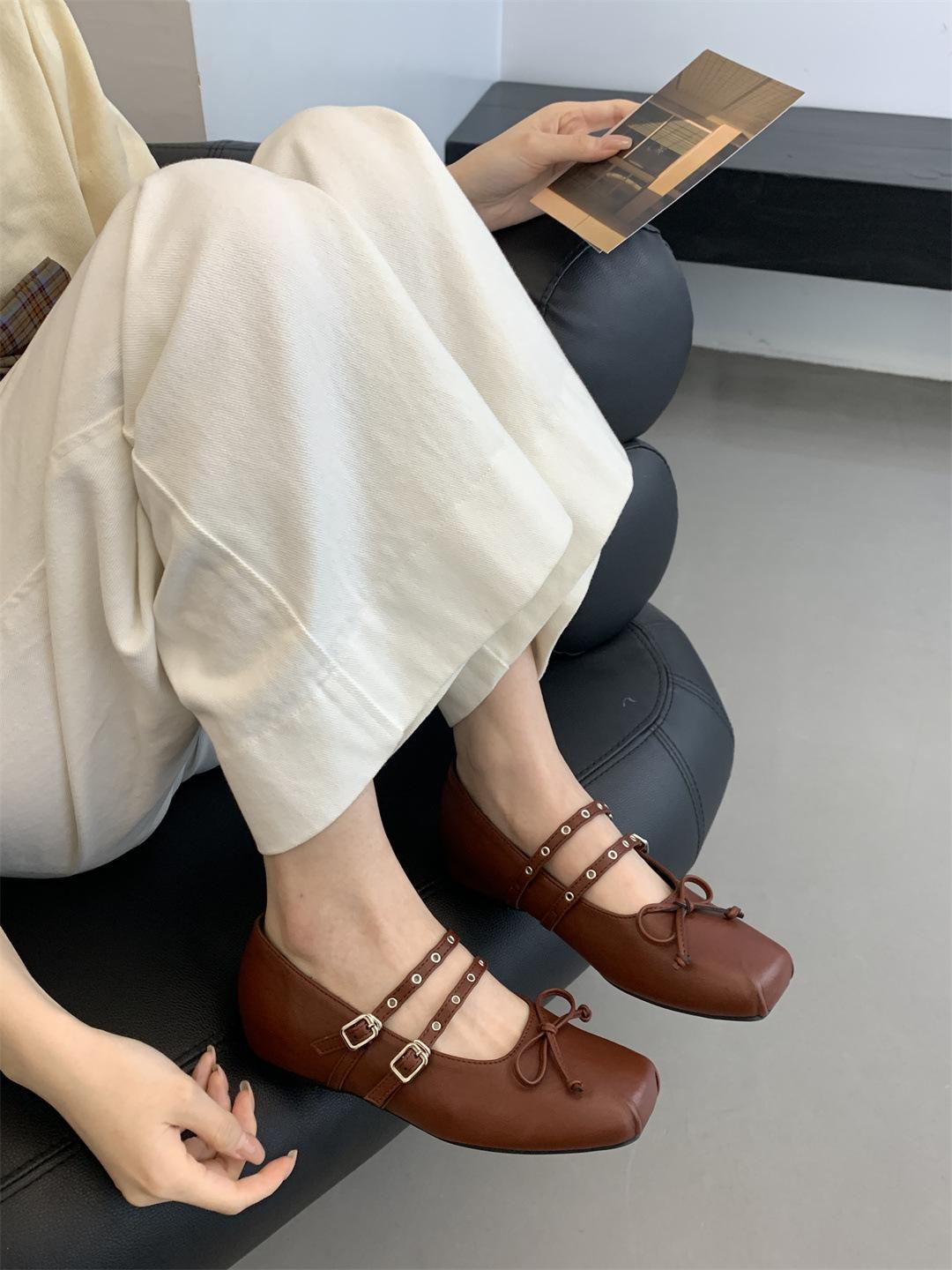 

Версия из овчины увеличение внутренней высоты кожаные ретро балетки толстый каблук туфли Мэри Джейн женские легкие на носок маленькие кожаные туфли одинарные 40