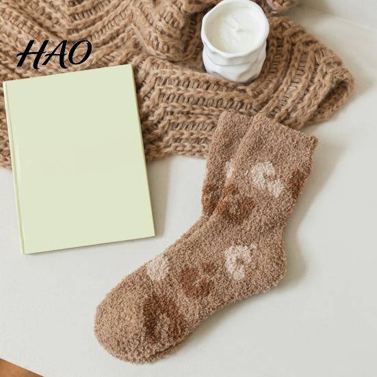Warmth Retaining Sleep Socks Coral Fleece for Women, Soft Thermal Crew with Non-Binding Plush Footwear Top, Fuzzy Cute Prints Autumn Winter Velvet