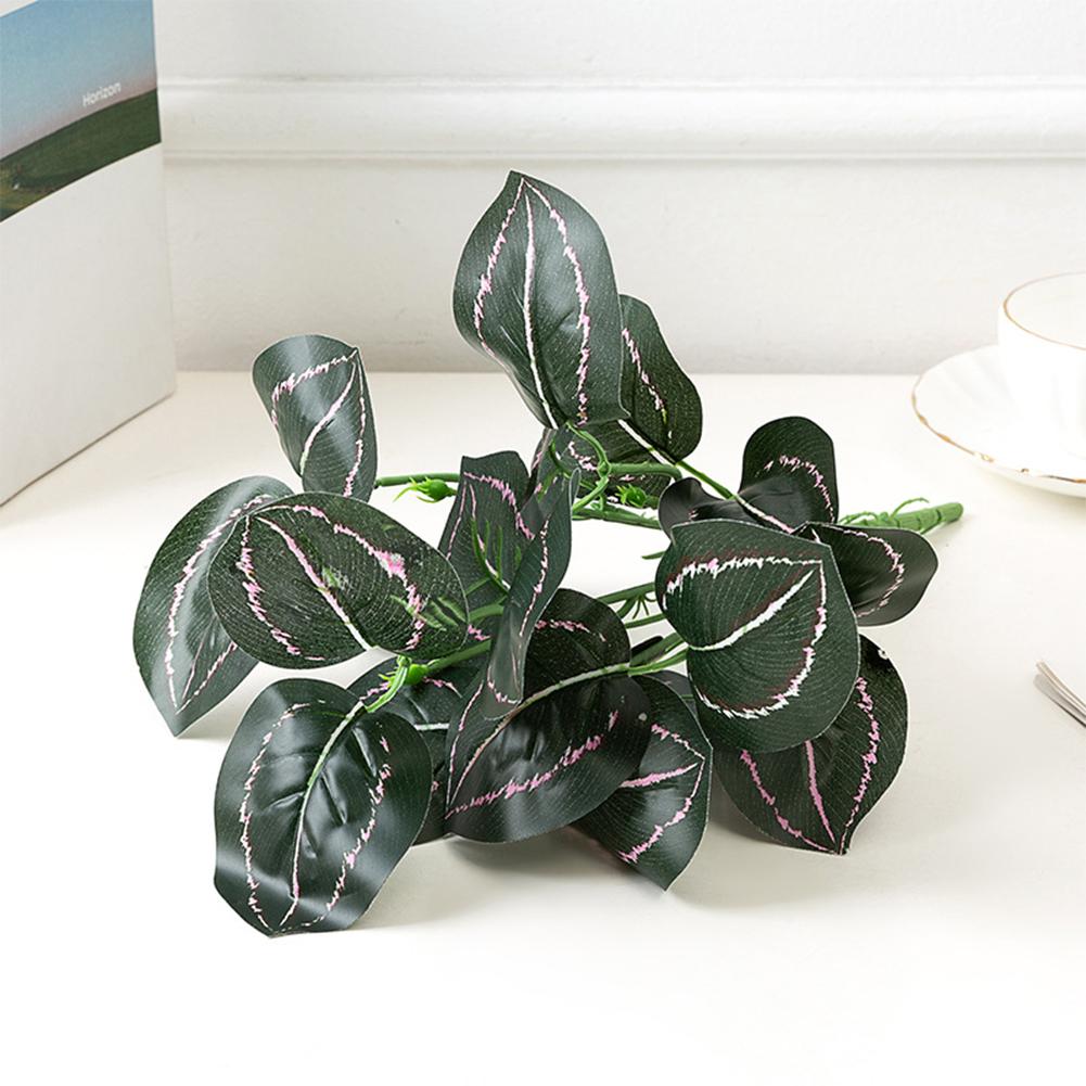 

1 Bunch Realistic Artificial Plants Flowers, Small Potted Flower Arrangement Outdoor Partition Fence Wedding Decoration Leaves Black Peach Heart #1