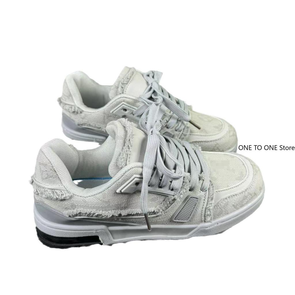 Dámské síťované skateboardové boty jsou pohodlné, prodyšné, s tlustou podrážkou, kulatou špičkou, džínové, módní a ležérní sportovní boty, mokasíny