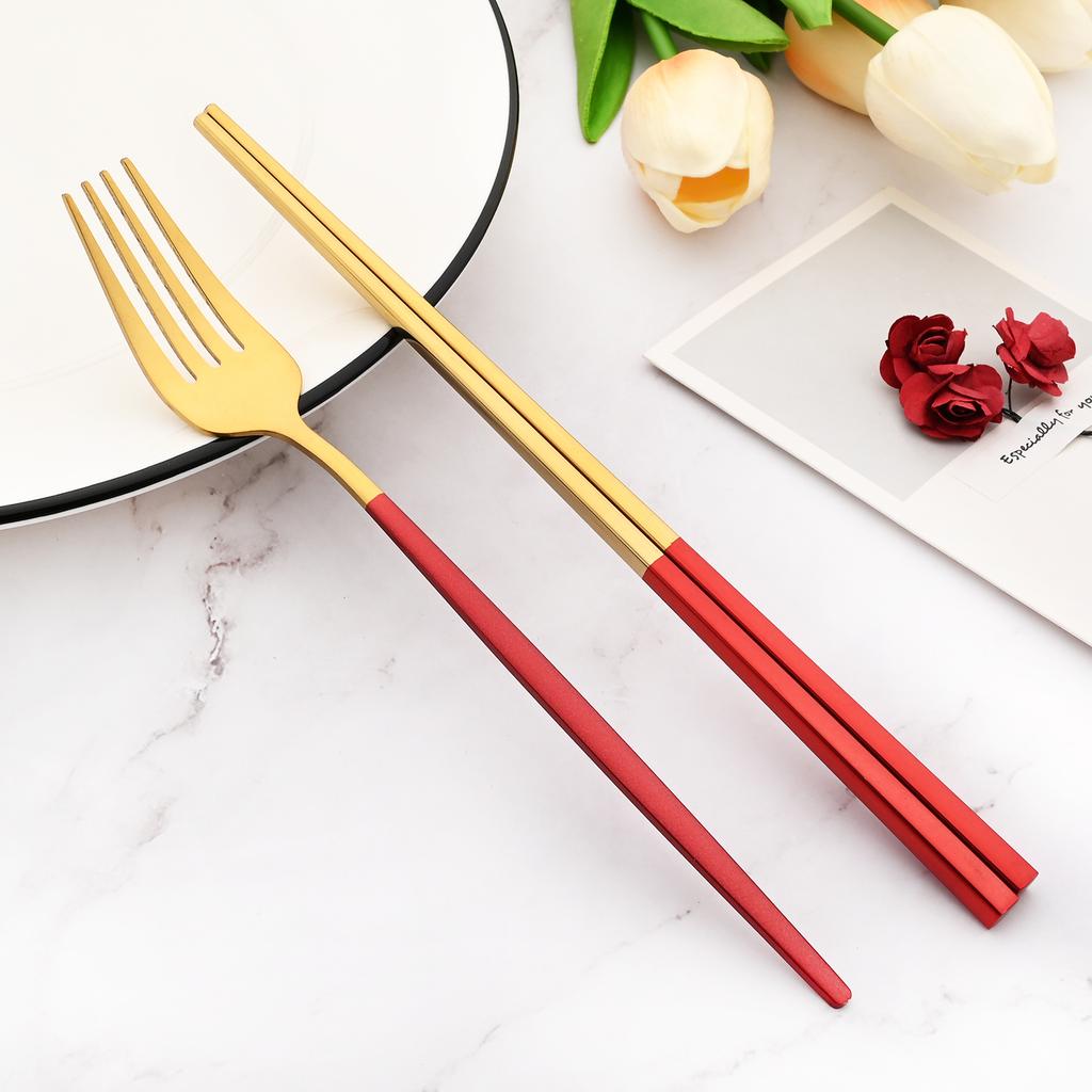 2Pcs Black Stainless Steel Set Cutlery Dinner Fork Chopsticks Portable Dinnerware Set Silverware Western Kitchen Home Tableware