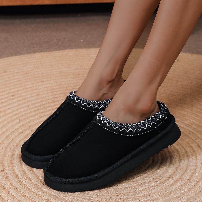 Mote Dame Snø Ankelstøvletter 2024 Nye Bomullssko Vinter Slip-on Komfortable Fortykket Luv Utendørs Varme Støvler Damesko for Kvinner