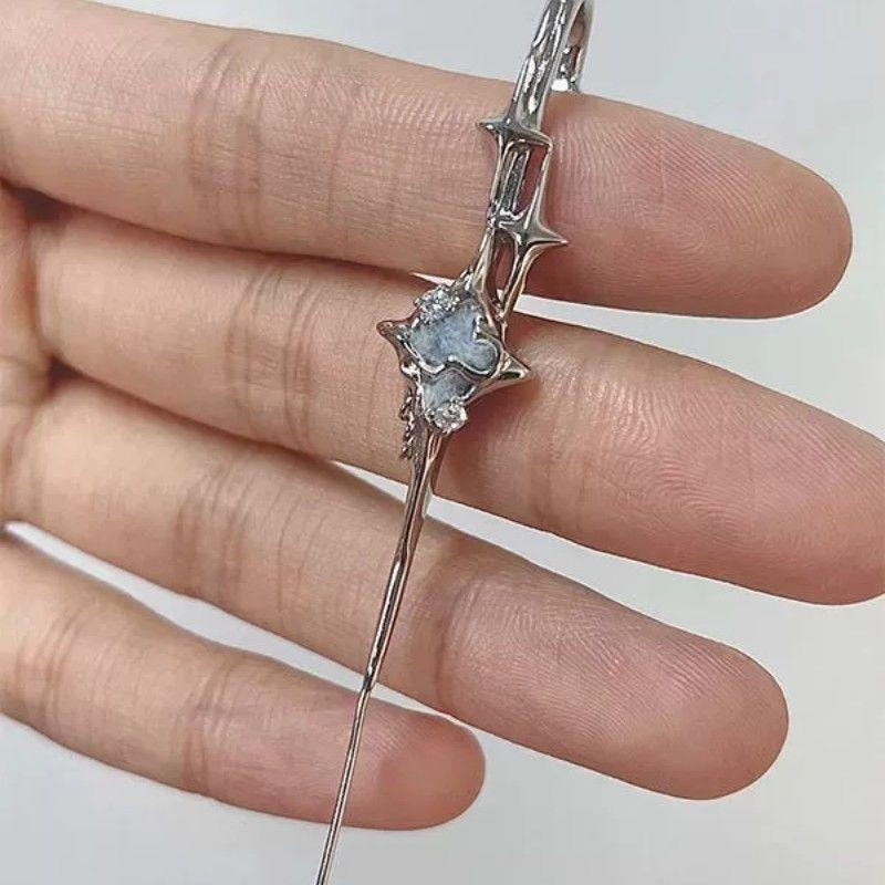 1pcs Retro Dark Gothic Star Punk Thorn Earring Unisex Piercing Ear Needle Earstuds  Women Vintage Eardrop Jewelry