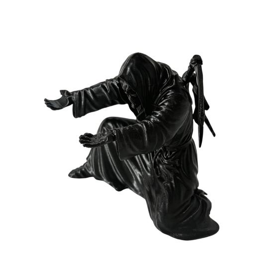 3D Printed Man Pen Holder Kneeling Soldier Grim Reaper Ninja Knight Warrior Statue of Liberty Pencil Stand Home Office Decoration Ornament