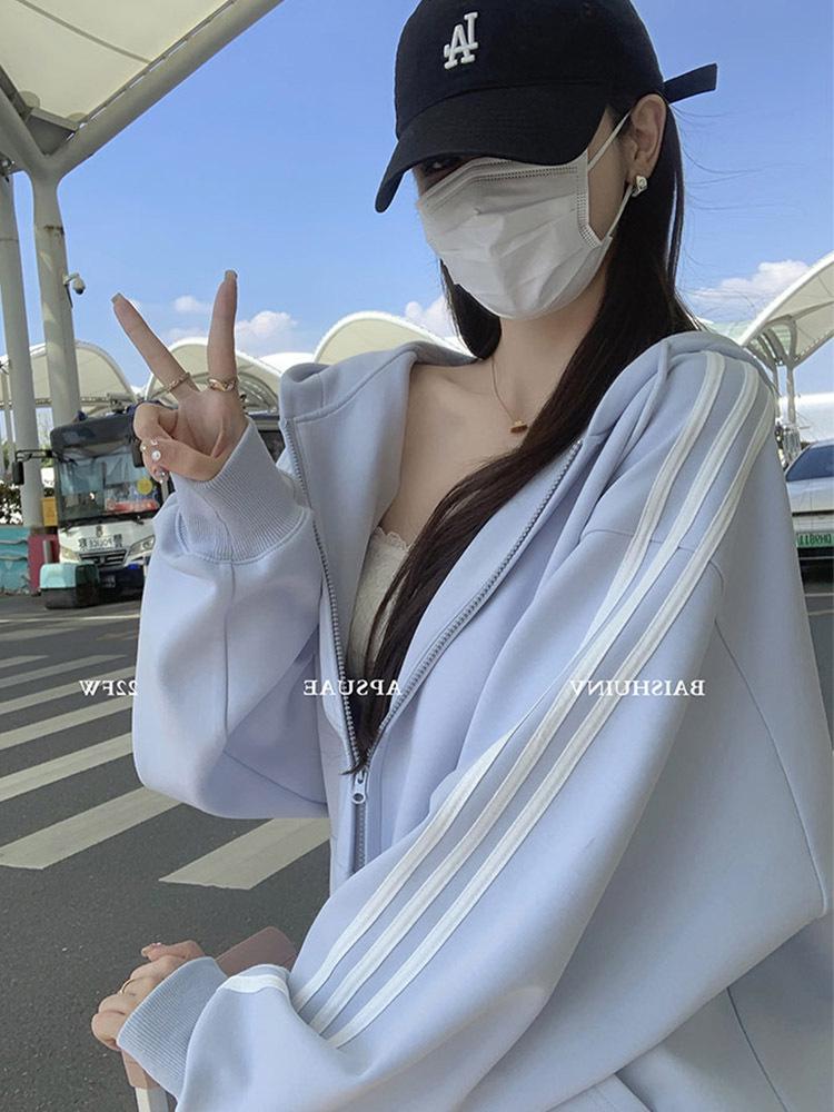 

Синий кардиган-свитшот оверсайз для женщин, весна/осень 2025, корейский стиль, свободный крой с прямым плечом. XL (Recommended for 120-140 jin) синий