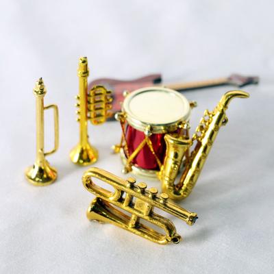 Mini Musical Instrument Simulation Scene Accessories Plastic Drum Music Tube Saxophone