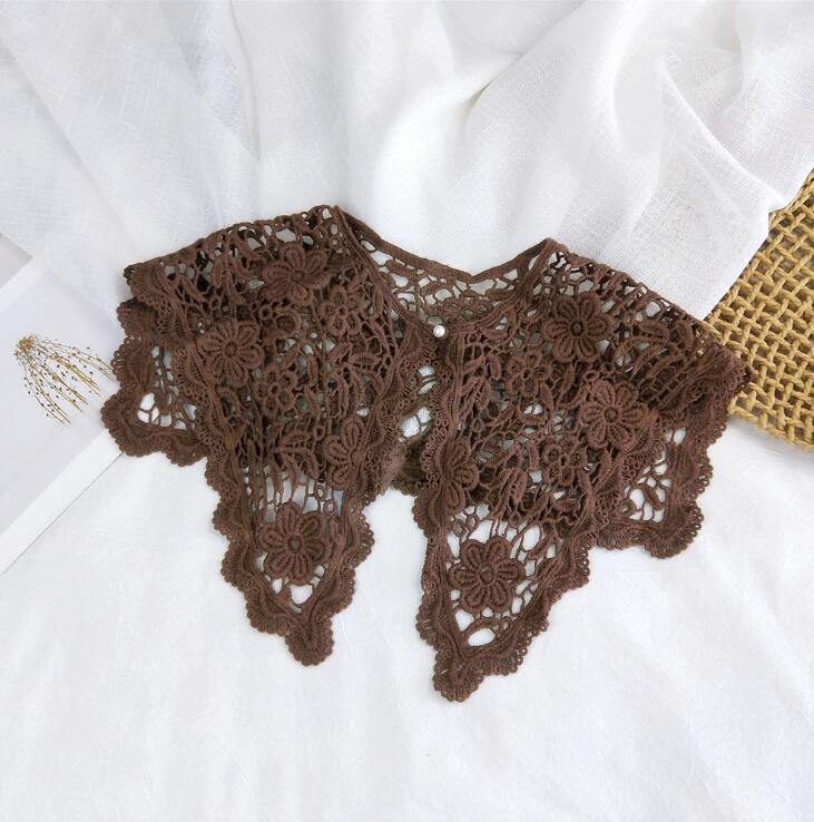 Vintage Shawl O-Neck Doll Fake Collar Shirt Women Hollow Crochet Lace False Collar Detachable Woman Half Shirt Faux  Col