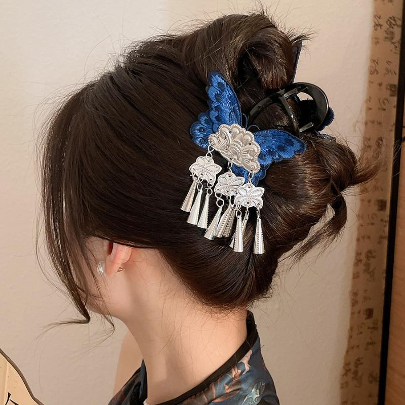 Chinese Style Kniting Butterfly Hair Claws Women'S Purple Long Flower Tassel Shark Grab Clips Vintage Hanfu Headpiece W