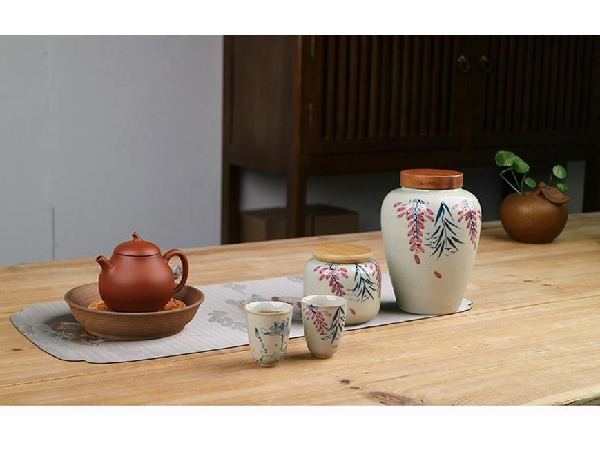 Hand-painted Bamboo Ceramic Tea Canister - Moisture-proof Storage for Green, White, and Pu'er Tea