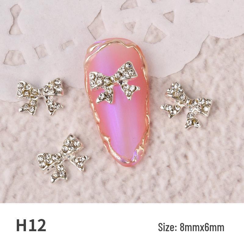 Japanese Style Rhinestone and Pearl Bow Nail Art Accessories
