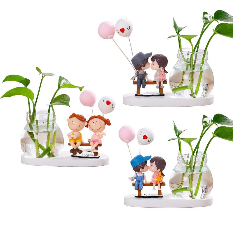 1Pc Resin Home Decor Girl and Boy Unique Hydroponics Creative Flowers Pot Couple Vase