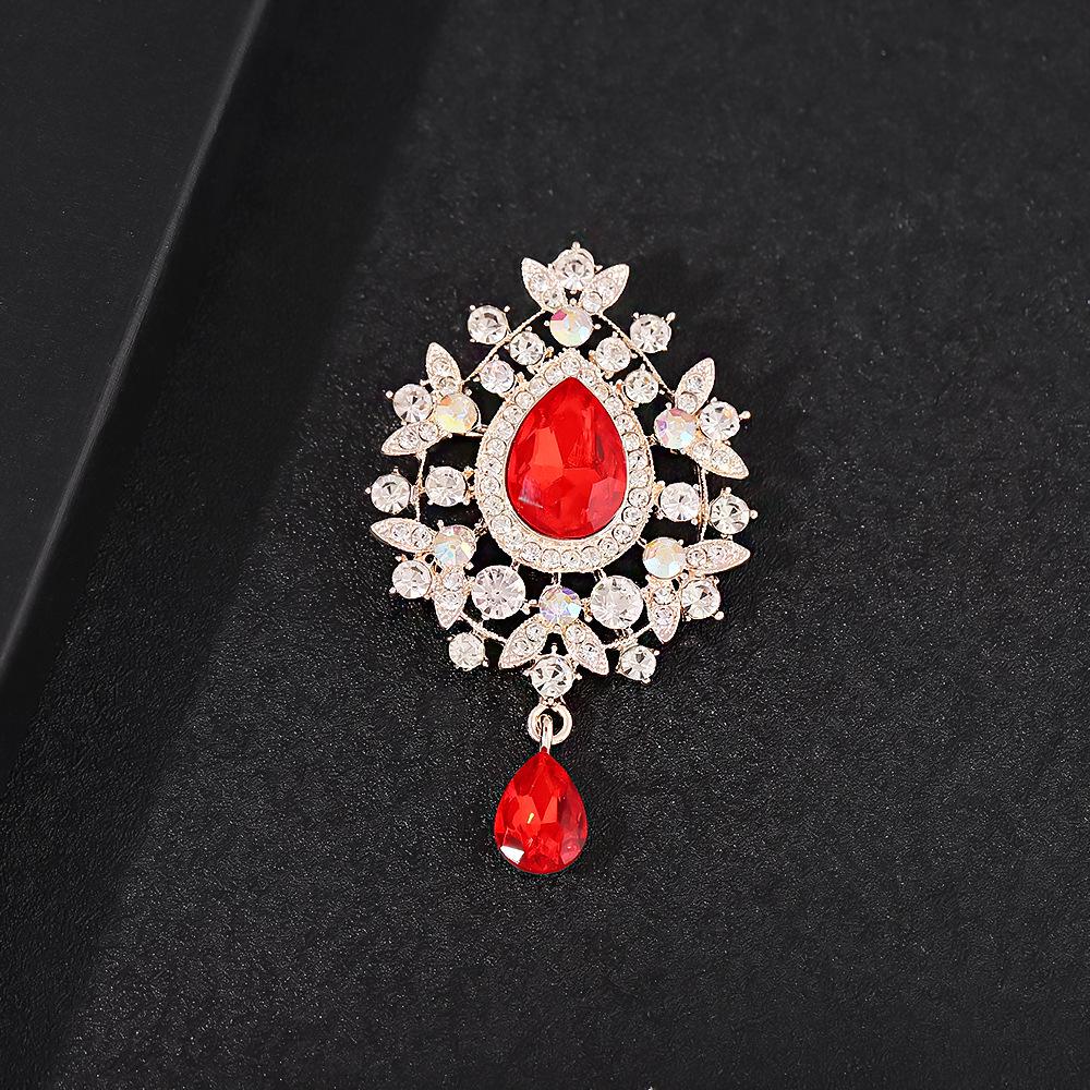 High-End Rose Red Chinese Flower Brooch: Classical Pin for Women's Qipao & Coat Accessories