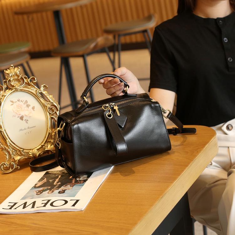 2025 Spring/Summer Women's Large-Capacity Retro Boston Square Bag - Soft Leather Crossbody Shoulder Bag