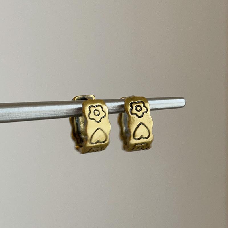 

Винтажные металлические каффы для ушей с тиснением в виде сердца и цветка для женщин