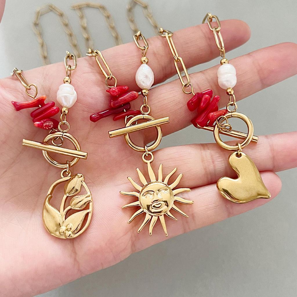 Stainless Steel Love Heart Sunflower Pendant Necklace, 18K Gold Plated, Non-Fading Jewelry for Women