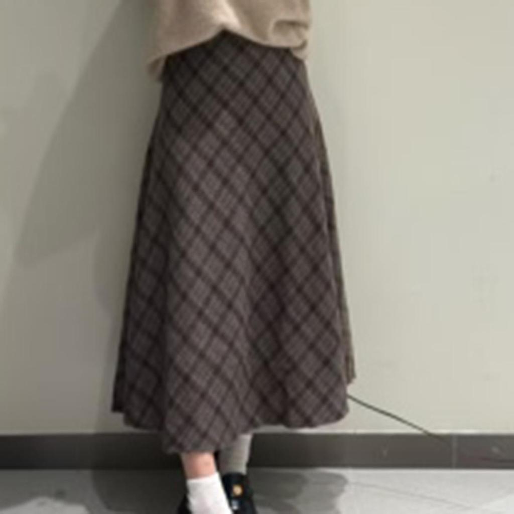 2025 Winter Retro A-Line Midi Skirt for Women: Casual, Versatile, and Fashionable