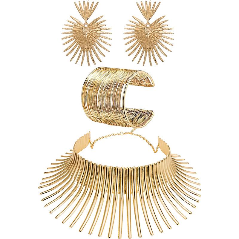 

Преувеличенный полосатый воротник с набором ожерелья и серег с подсолнухами - Европейский и американский металлический панк-стиль Durable Plating
