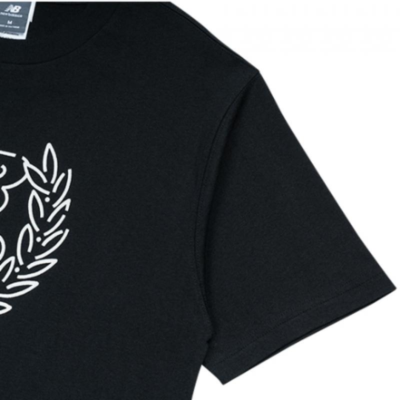 New Balance Uni DebuT Graphic ShorT Sleeve T shirT Nbnef22421 19