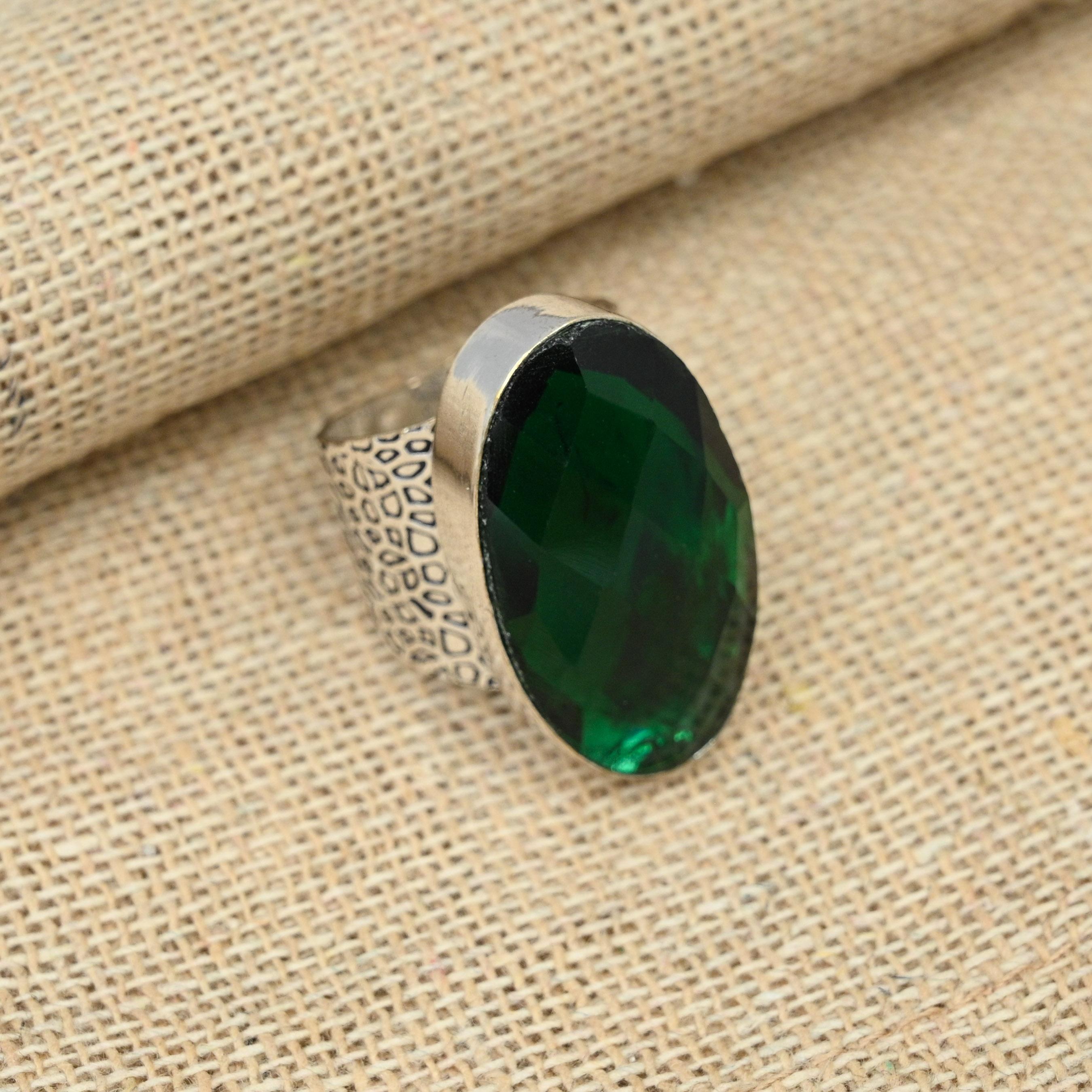 

Очаровательное обручальное кольцо ручной работы из твердого серебра 925 пробы с хромдиопсидом 12 зелёный