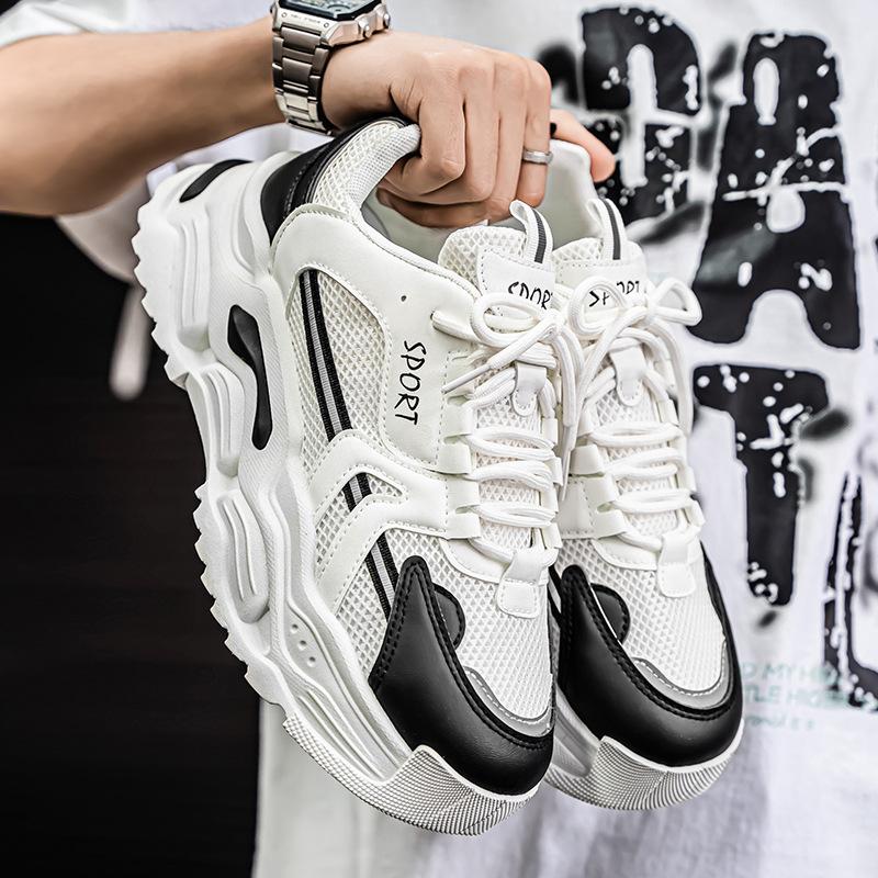 

Популярная мужская обувь весна и лето маленькие белые туфли новая универсальная спортивная повседневная беговая обувь для увеличения роста молодежная сетчатая обувь обувь для папы 44