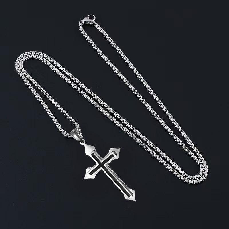 Titanium Steel Necklace Men S Trendy Niche Design Hip-Hop Cross Ancient Silver Pendant Men S Necklace Versatile Jewelry