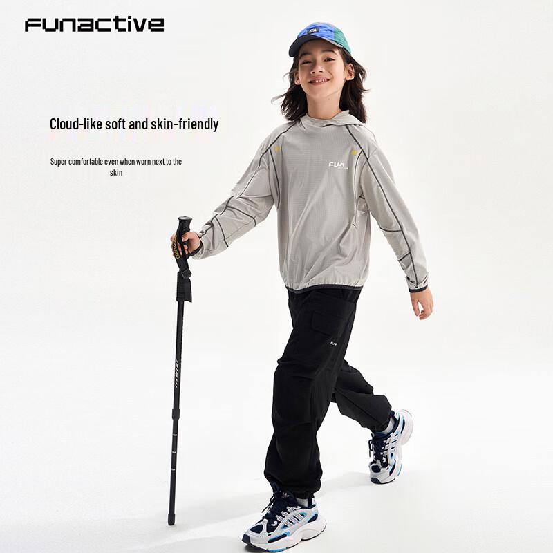 

FUN ACTIVE Boys Hooded Long-Sleeve Sport T-Shirt 140