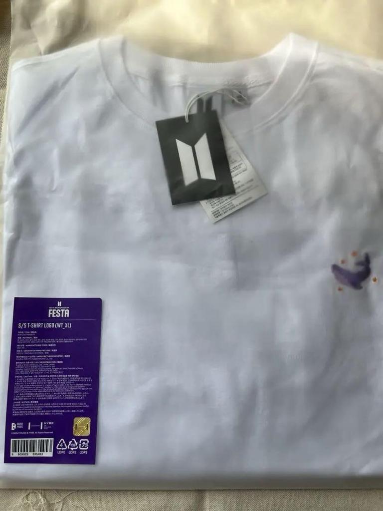 [USED] BTS FESTA T-shirt Whale