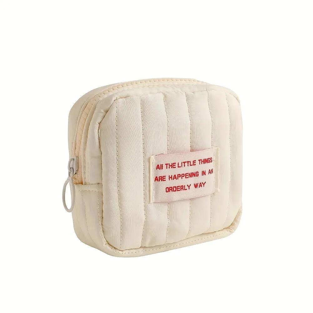 

Simple Square Storage Bag. Can Store Small Items Such As Headphones, Change, Lipstick, Etc. Women s Monthly Package бежевый