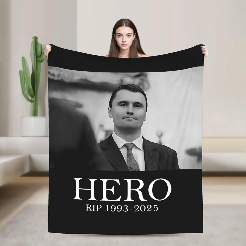 Warme weiche Decken Camping Charlie Kirk Freiheit RIP Überwurfdecke Flanell-Bettüberwurf für draußen Grafische Sofa-Bettdecke