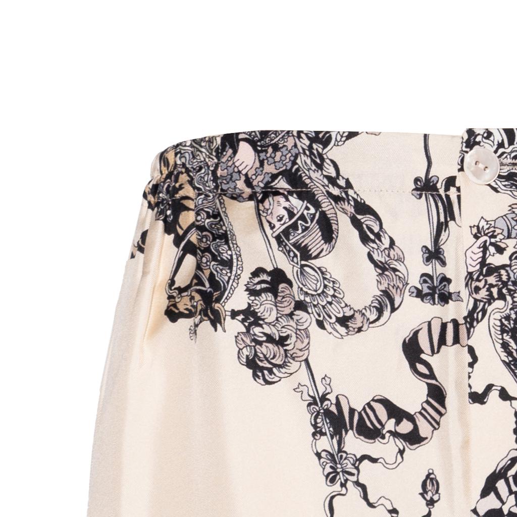 Gucci Silk Shorts With Roi Soleil Print 'Ivory Black' Men's 672698-ZAKU1-9285