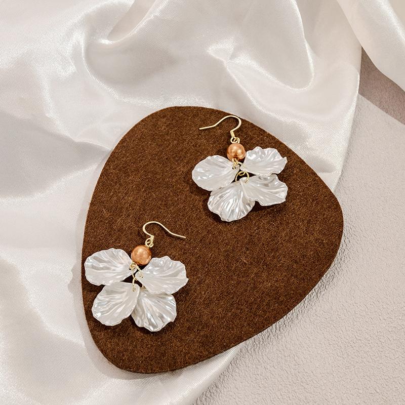 1Pair Shells Dangle Earrings For Women 2025  Jewelry Party Elegant Pearl Earring Jewelry Gifts