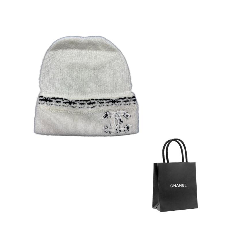 

CHANEL Embroidered Logo - Velvet Hat Unisex Couple Style Gray сірий колір