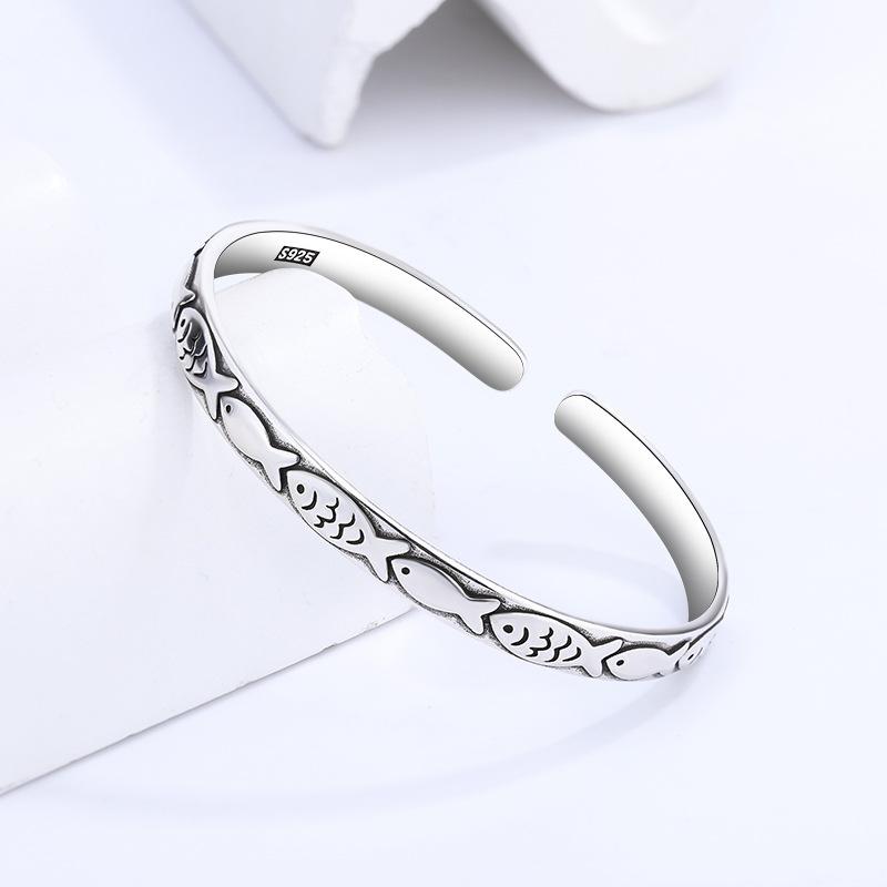 

New Retro Female Minority Design Embossed Small Fish Bangle 925 Sterling Silver Simple Ins Personality Animal Opening Bracelets серебряный