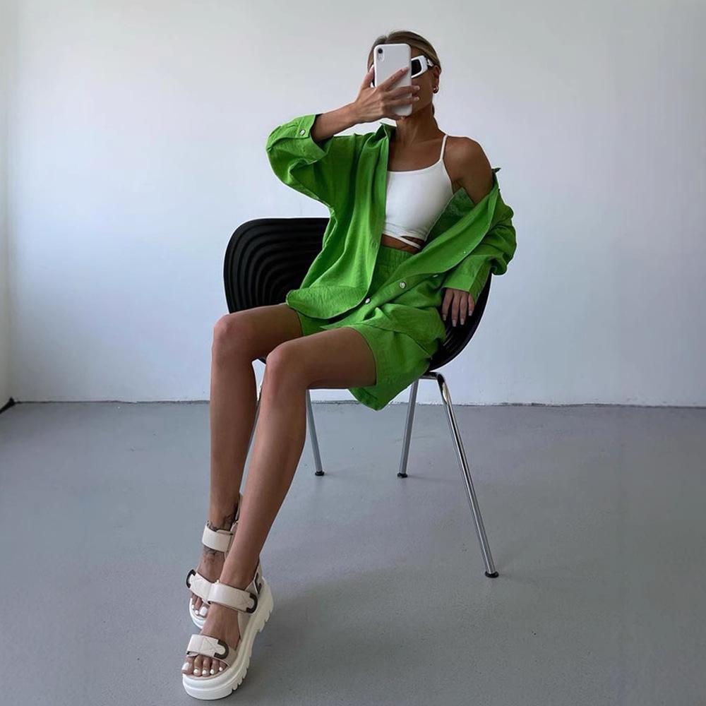 Plus Size Women’s Long Sleeve Shirt & Shorts Two-Piece Set