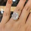 Huitan Big Crystal Cubic Zirconia Luxury Rings for Women Gorgeous Engagement Wedding Accessories New  Jewelry
