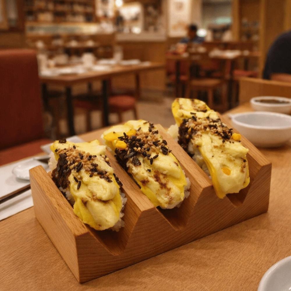 Stabile Taco-Platte Japanischer Stil Seeigelhalter Essens-Servierständer Holz-Sushi-Rack Hochzeit