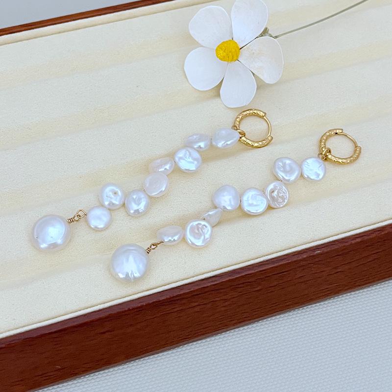 

Elegant Baroque Freshwater Pearl Detachable Long Earrings
