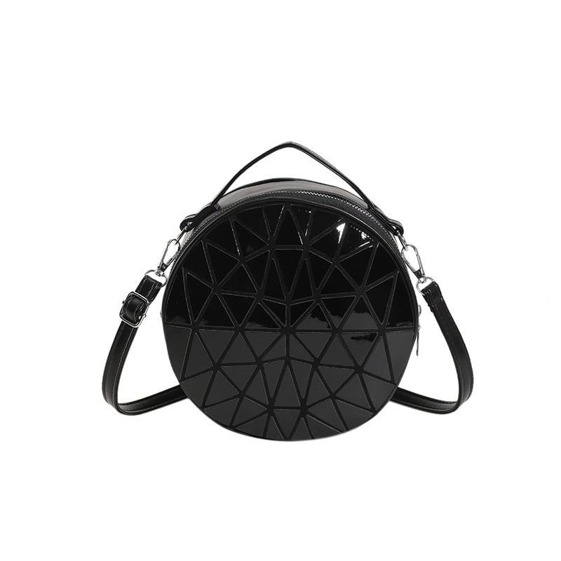 Trendige Damenhandtasche im Streetstyle, Sommer 2023, neue kleine quadratische Tasche aus PU-Material in fluoreszierenden Farben, lässige Tragetasche