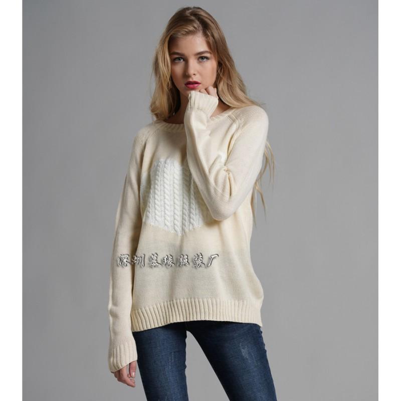 Womens Oversized Knit Sweater Long Sleeve Round Neck Loose Fit Winter Casual Pullover With Heart Detail