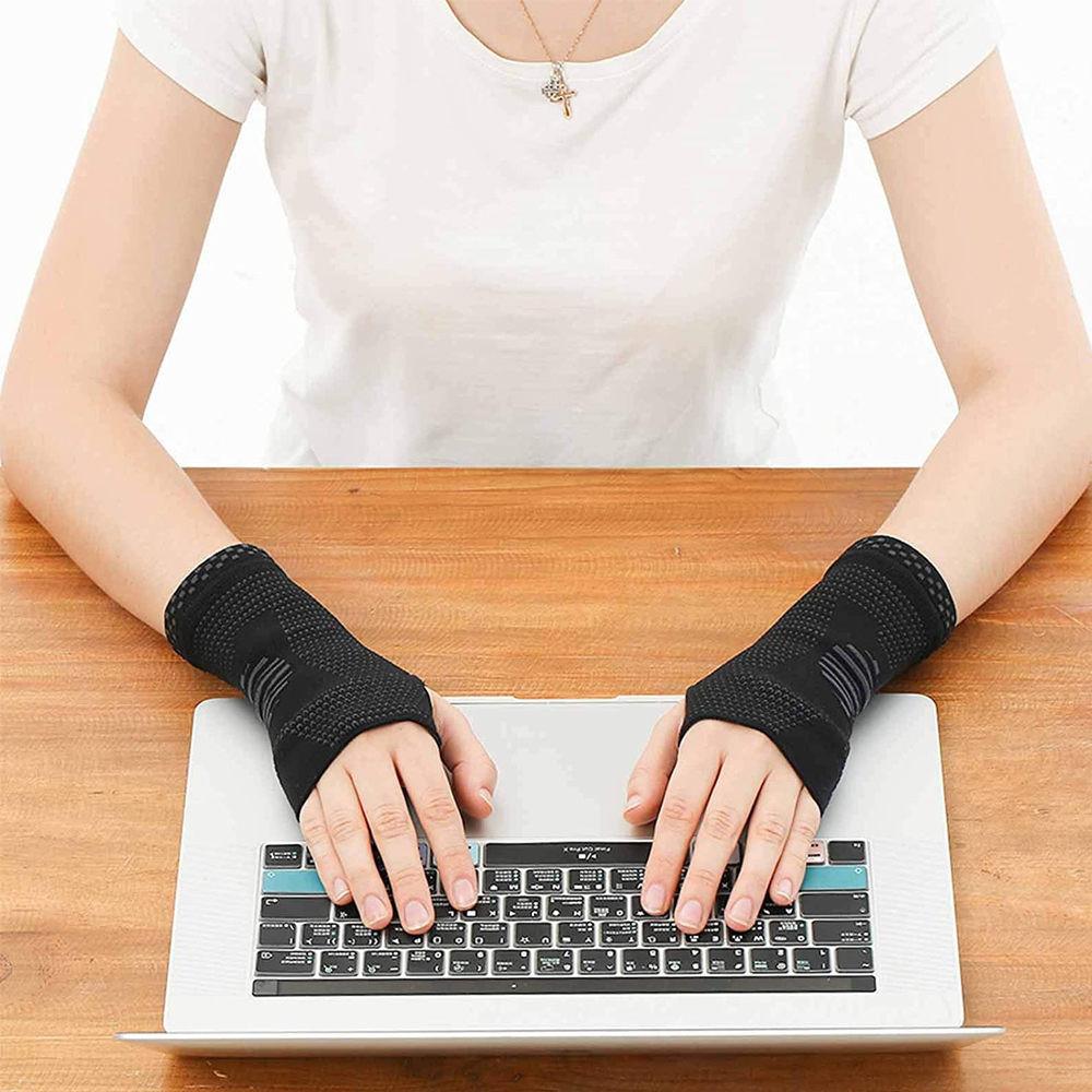 1Pair Wrist Support Sleeve, Compression Gloves Carpal Tunnel for Women Men, Hand Brace Wrist Support Sleeves Tendonitis Pain Relief