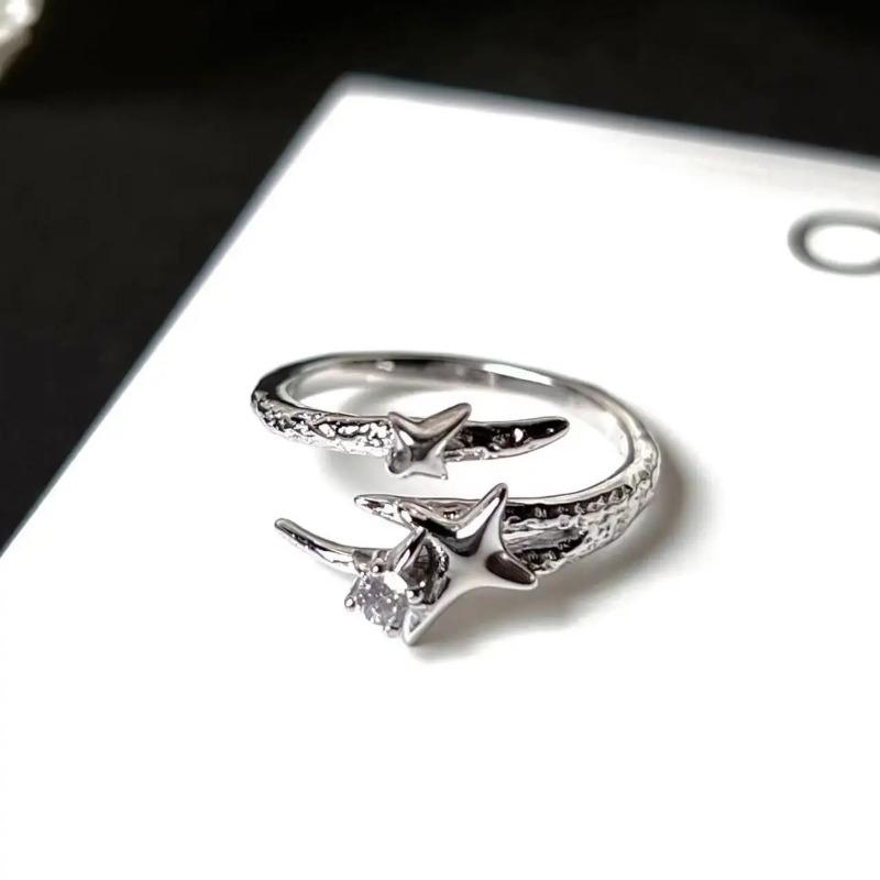 

Sparkling Diamond Four-pointed Star Ring, Light Luxury, Exquisite and Niche Design, Best Friend Couple Ring, Instagram Style adjustable білий