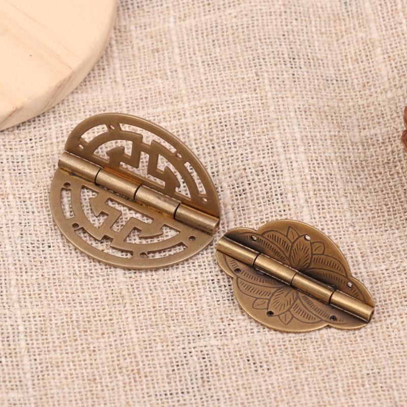 2 Stück Vintage Messingscharniere mit Schrauben Hohlmuster Altes Chinesisches Retro Dekor Holz Schmuckschatulle Weinkiste Schrankteile