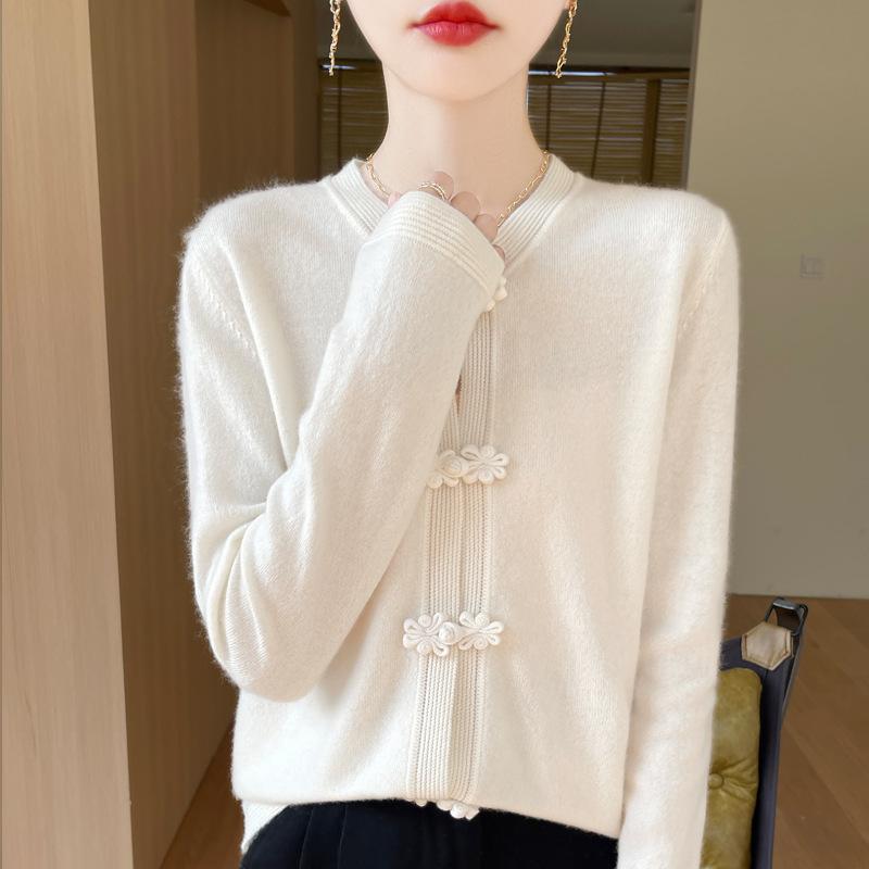 Industry Embroidered Button Round Neck Sweater for Women In Autumn and Winter Style Fashionable and Versatile Knitted Cardigan Temperament Jacket