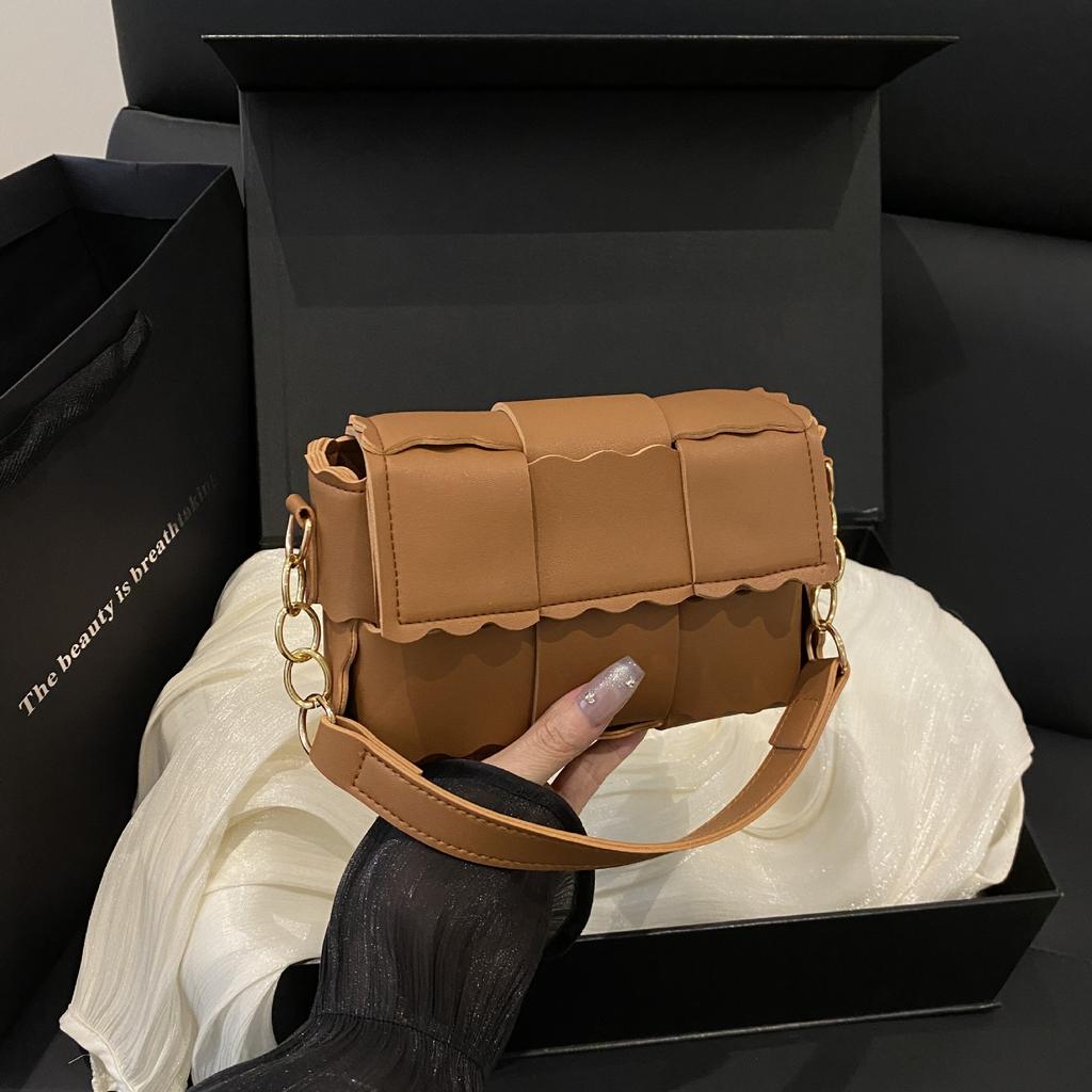 Summer popular small bag women 2025 new trendy Korean version versatile messenger bag Internet celebrity shoulder fashion small square bag