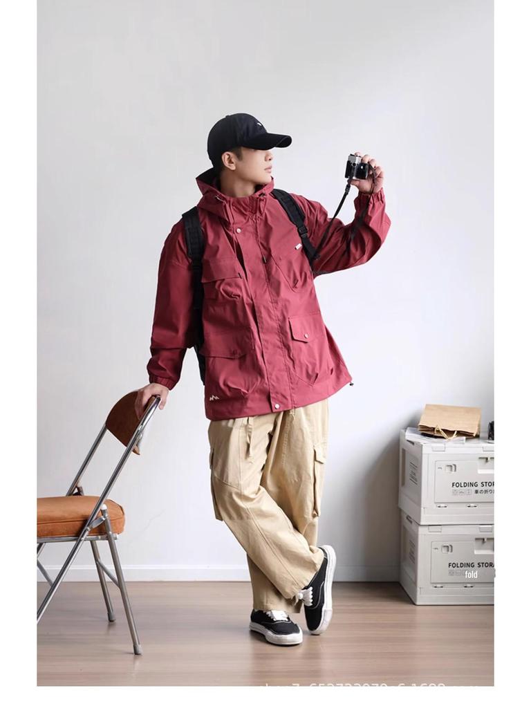 Unisex Multi-pocket Japanese Outdoor Hoodie Jacket for Autumn/Winter Camping and Mountaineering