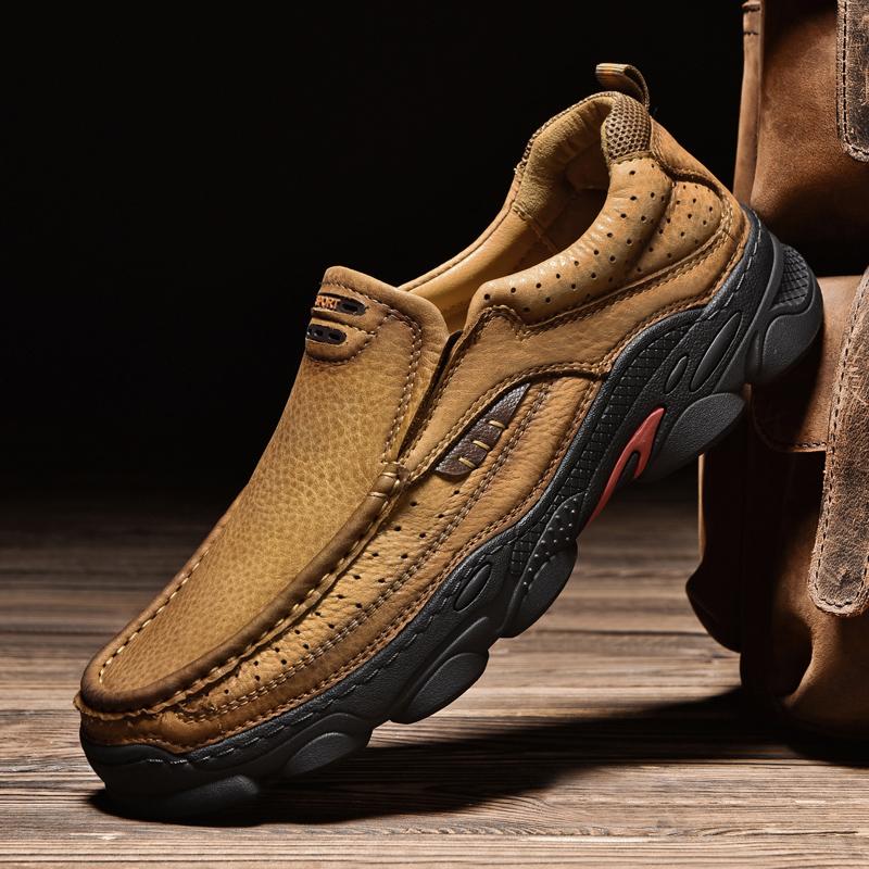 Breathable Leather Casual Men Shoes Newest Luxury Slip On Hiking Shoes Leisure Walk Loafers Men Moccasins Fashion Platform Shoes
