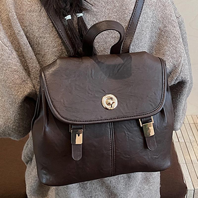 High Value Retro Backpack Women's 2025 New Fashion Temperament Commuter Travel Bag American Locomotive Backpack Tide