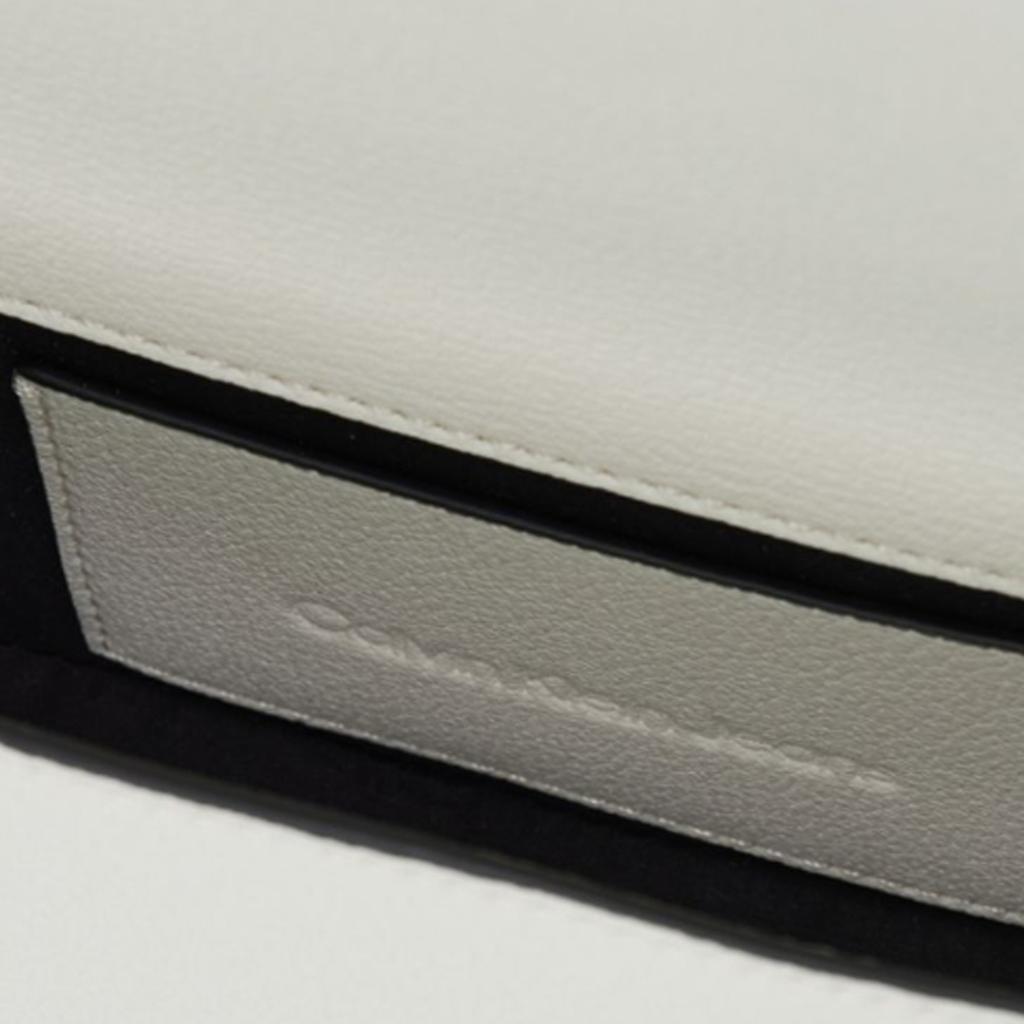 New CALVIN KLEIN Blended Material Shoulder Bag Women's Ice Column White DH2806-GRP