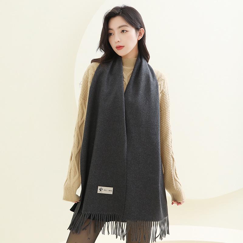 High-End Women's White Cashmere Wool Scarf Shawl - Winter 2025 Collection